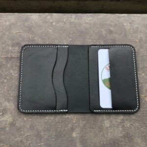 Unisex Leather Bifold Wallet - Minimalist Wallet - Card Holder - Black
