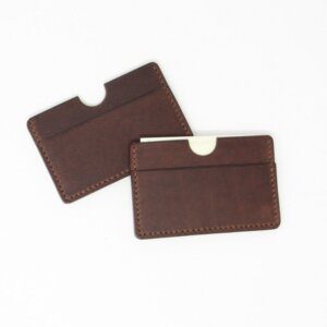 Slim and beautiful leather card holder for men
