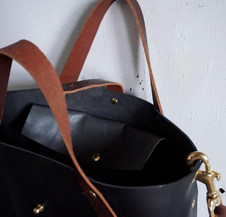 High quality large Leather Women bag with adjustable shoulder strap - Image 2