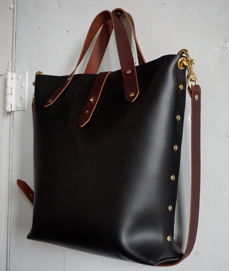High quality large Leather Women bag with adjustable shoulder strap