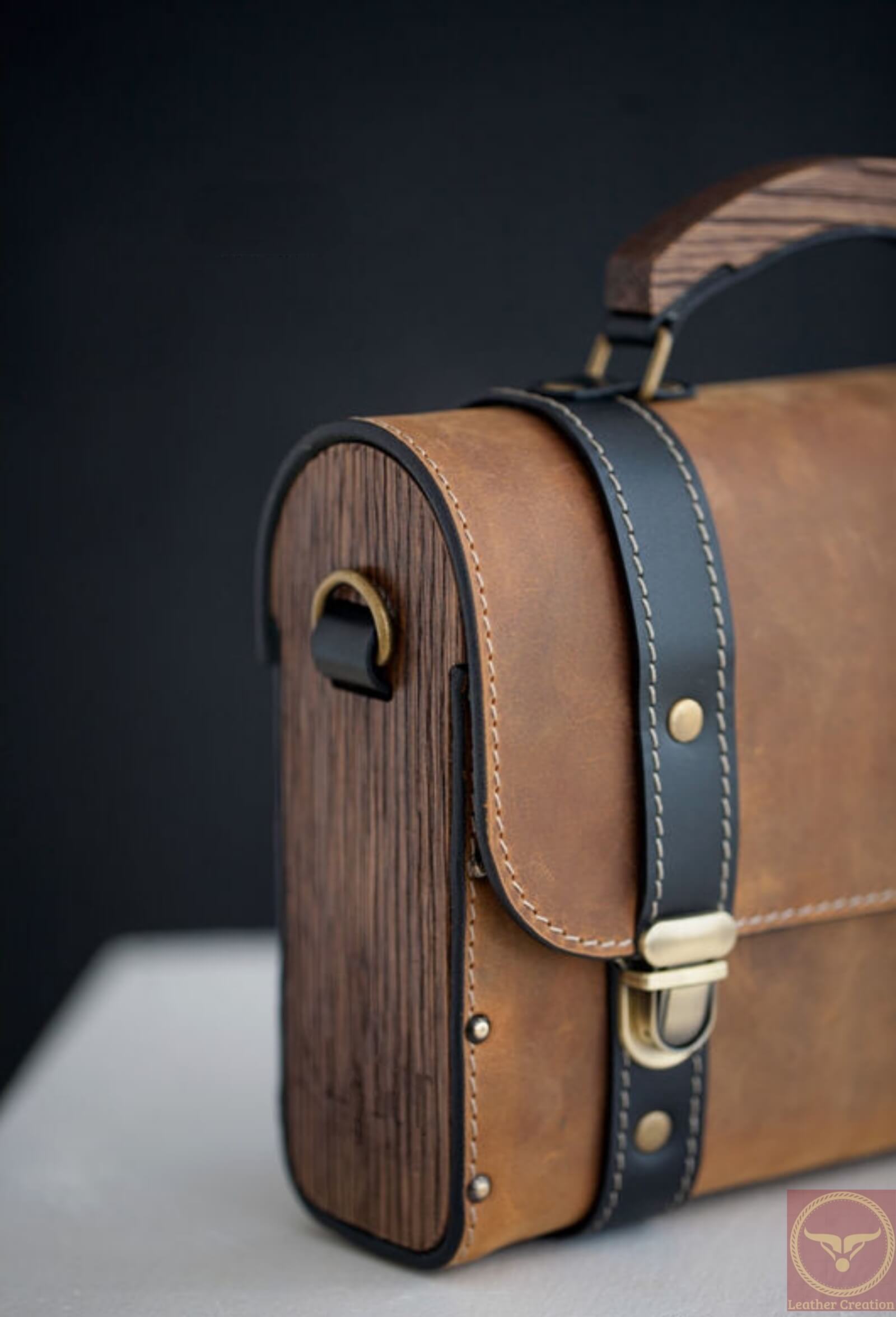 Vintage Cow Leather & Natural Wood Bag For Men, Leather Laptop Bag With Adjustable Shoulder Strap - Image 5